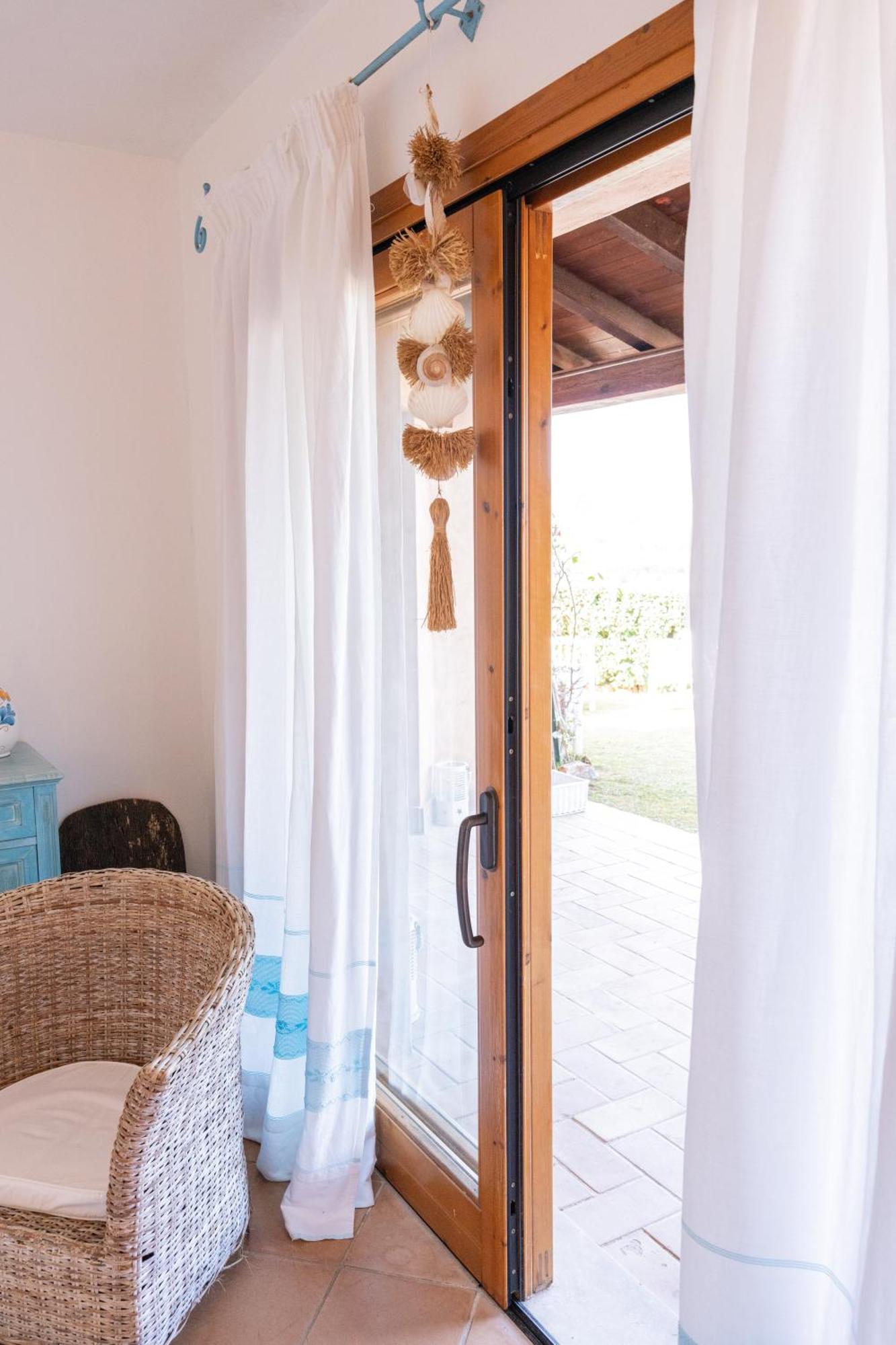 Residenza Del Barone Villa Zoe Chia - Vista Mare Zewnętrze zdjęcie