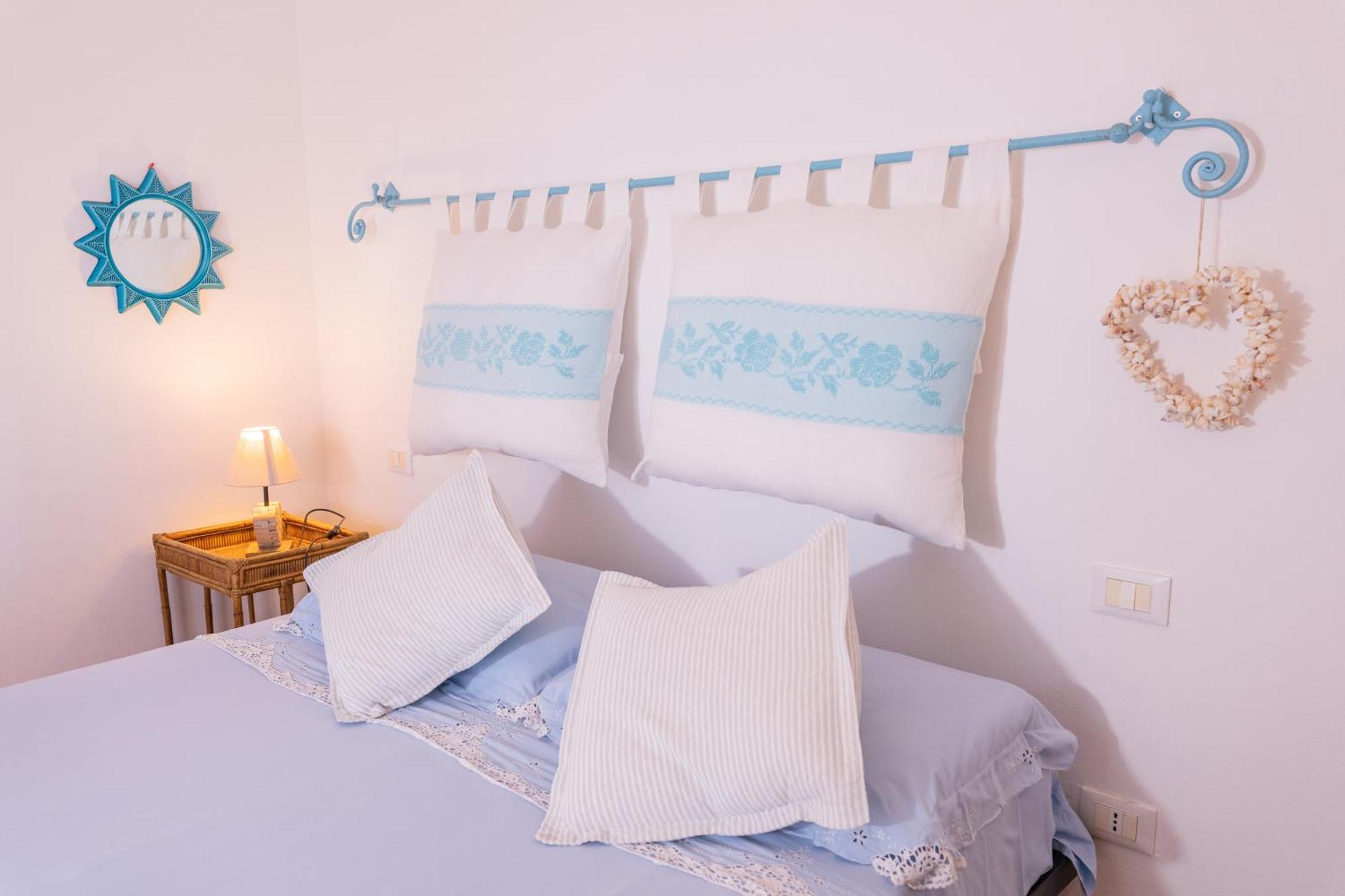 Residenza Del Barone Villa Zoe Chia - Vista Mare Zewnętrze zdjęcie