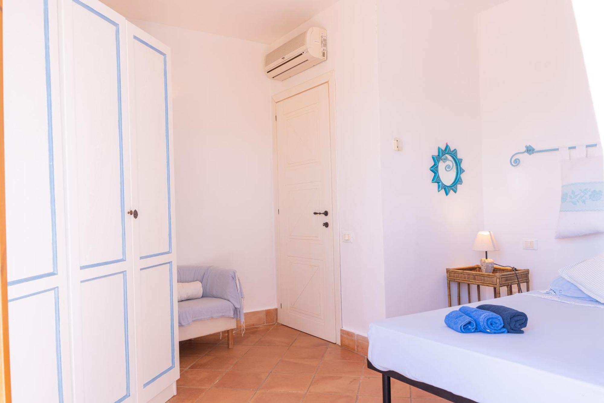 Residenza Del Barone Villa Zoe Chia - Vista Mare Zewnętrze zdjęcie